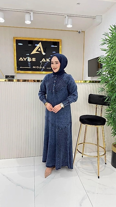 Tam boy taşlı Elbise